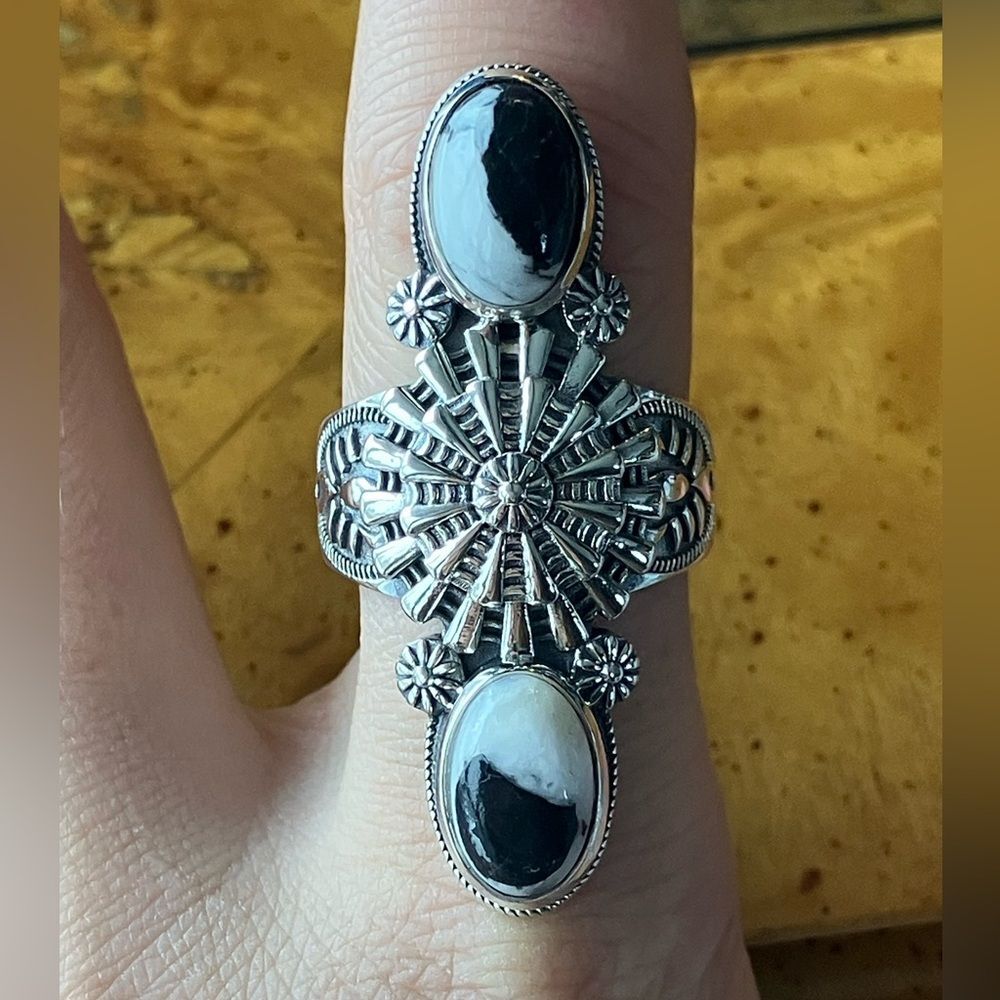 White Buffalo Turquoise Sterling Silver Statement Ring Size 9